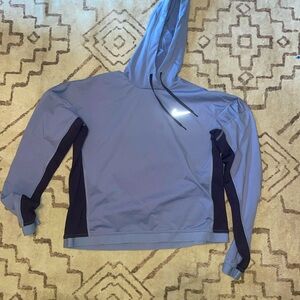 Woman’s small nike running sweatshirt